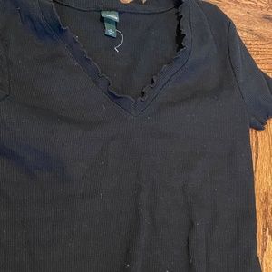 WILD FABLE cropped black short sleeve shirt **never worn**